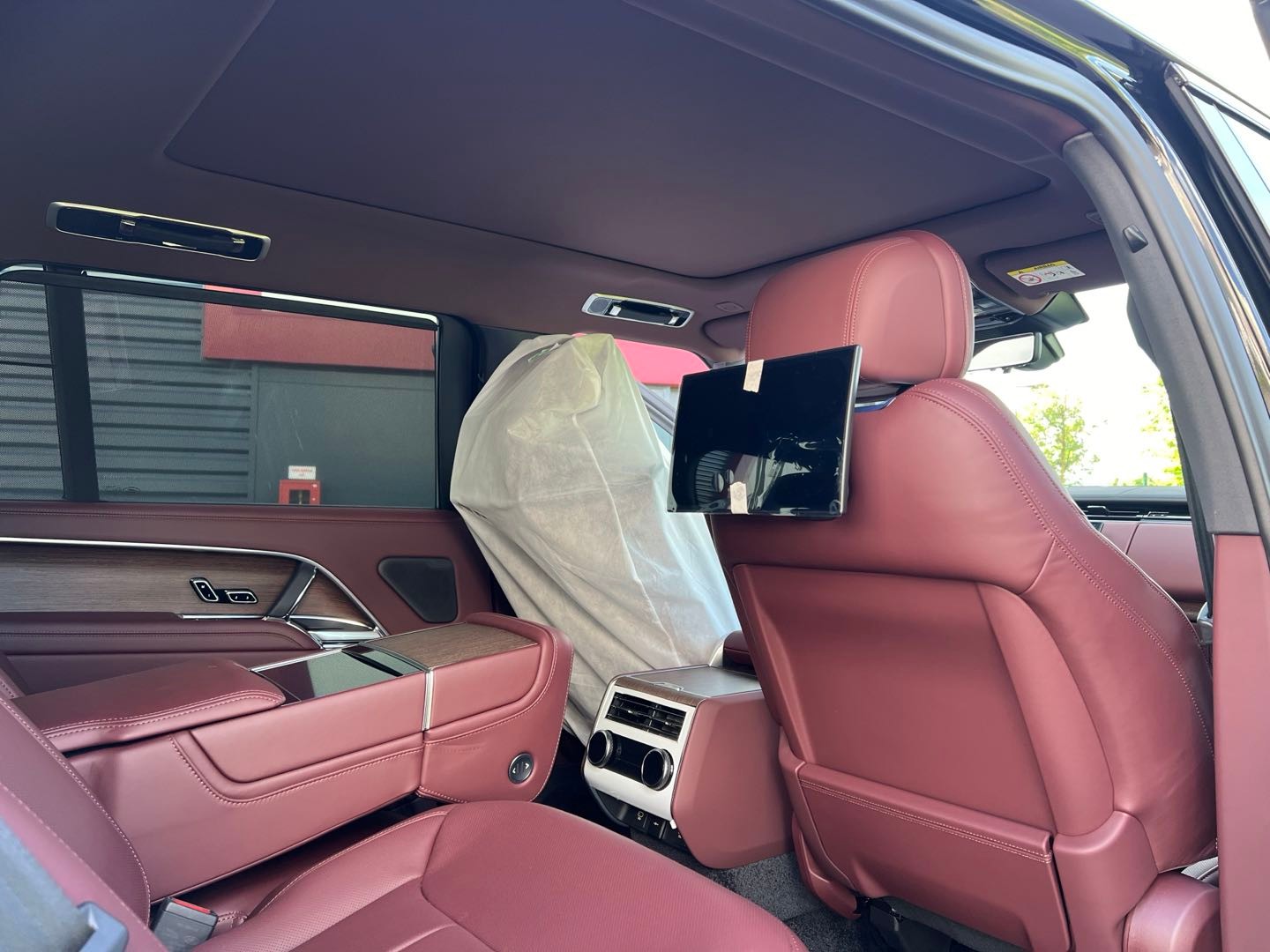 2020路虎皇家一号最新报价208万起 欢迎到店试驾