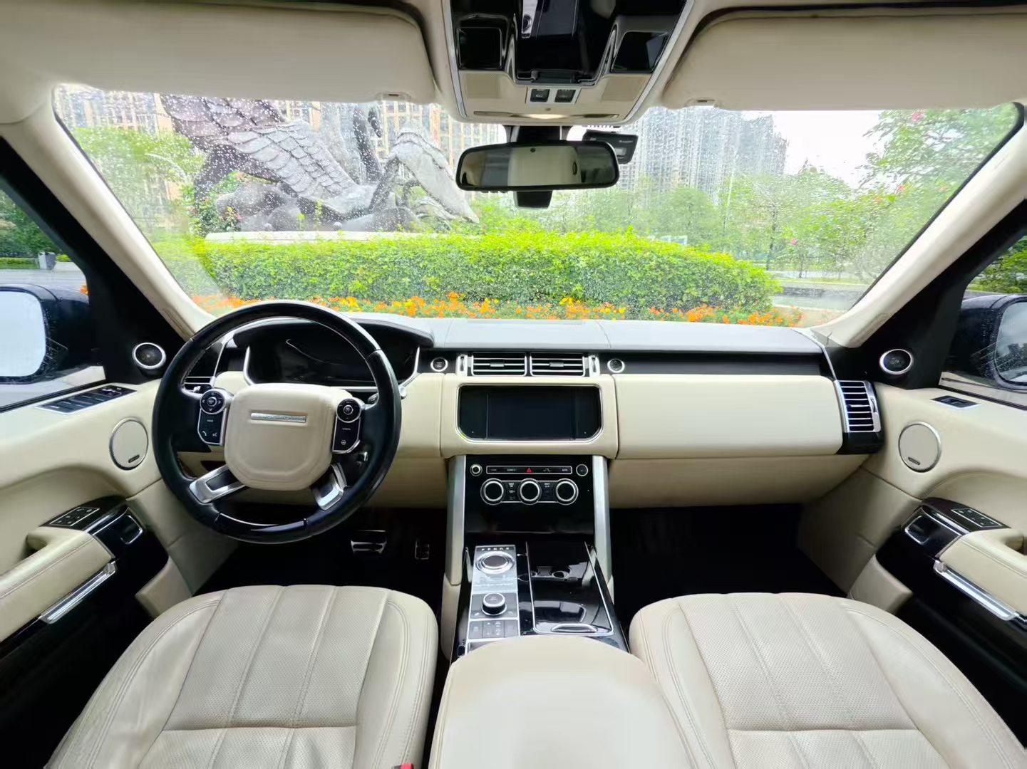 路虎揽胜行政美版团购钜惠60万