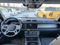 成都卫士欧版最低报价71万起 欢迎上门试驾