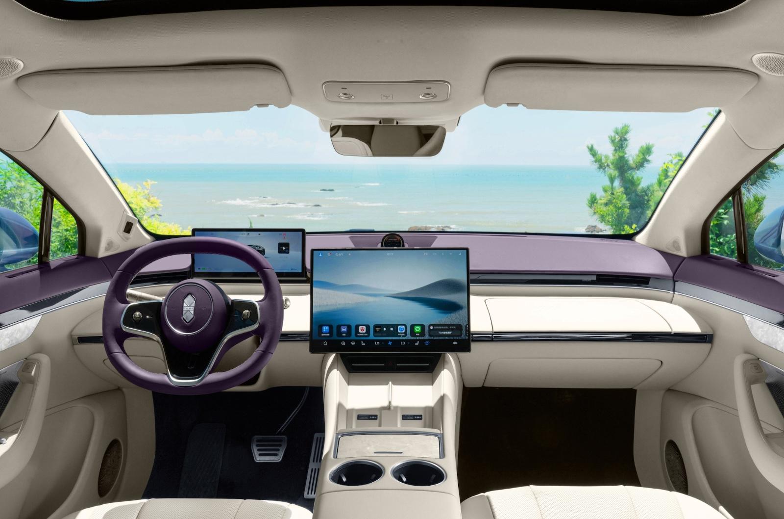 新款智界R7开启预订 预售价26.8万起