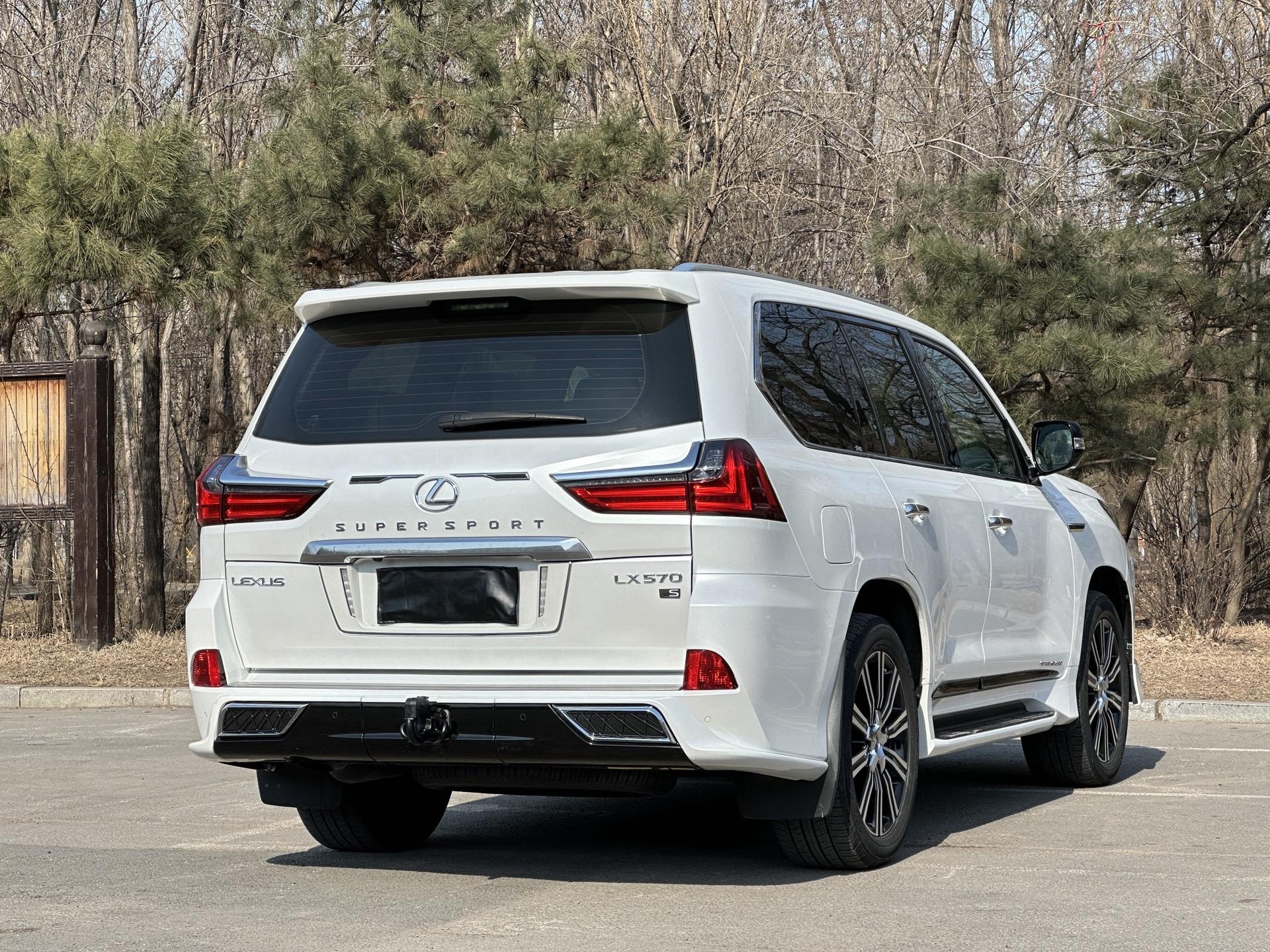 雷克萨斯LX570 运动版黑耀版标准版报价 售全国