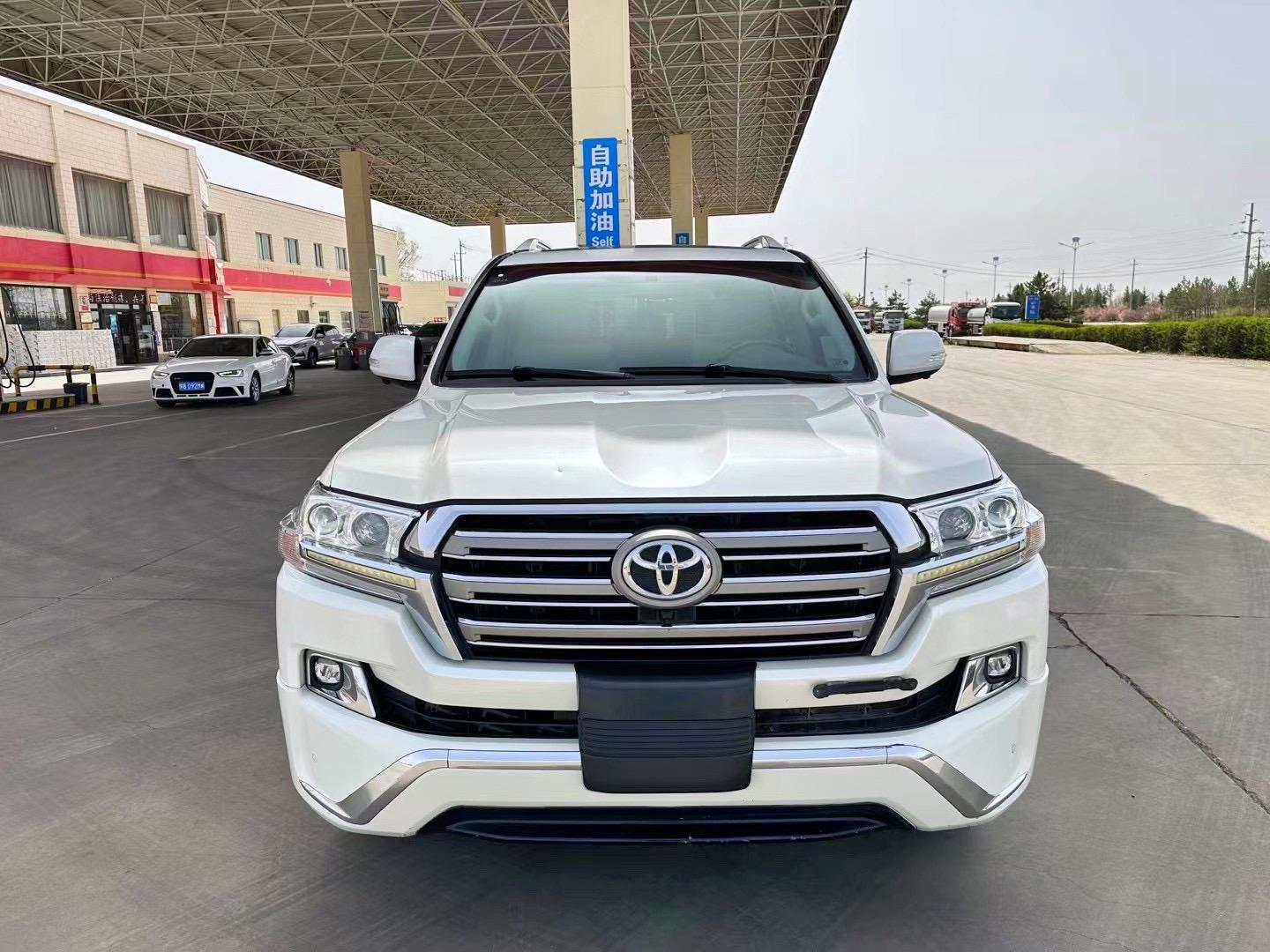 全新丰田酷路泽5700 延续经典V8冠绝天下