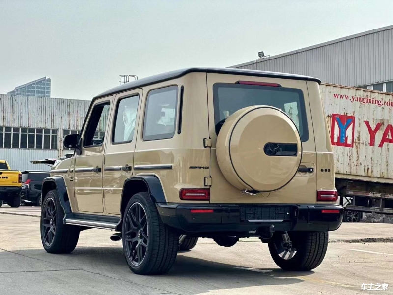 奔驰G级报价181万起 售全国