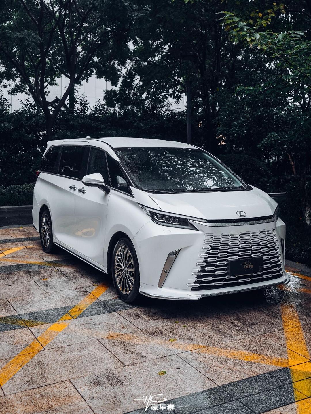 雷克萨斯LM欧版让利促销中 购车让利20万元