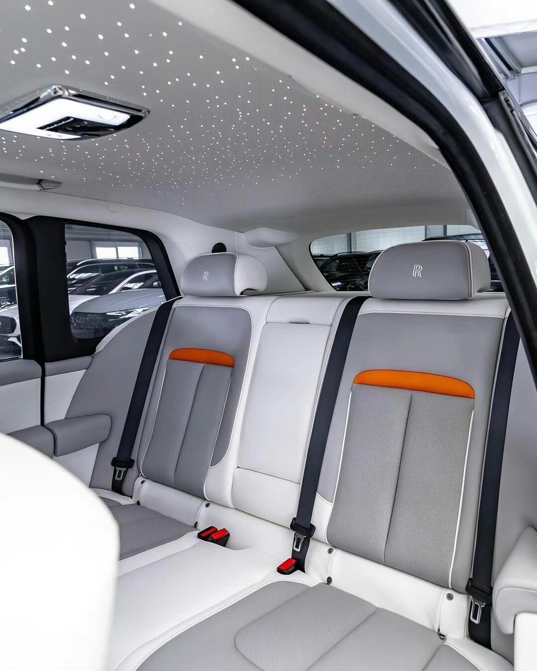 成都劳斯莱斯库里南平价销售626万起 直降65万