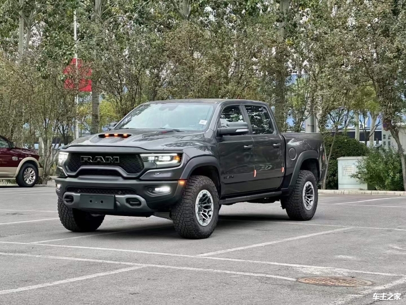 新款道奇公羊皮卡1500行情 报价出售