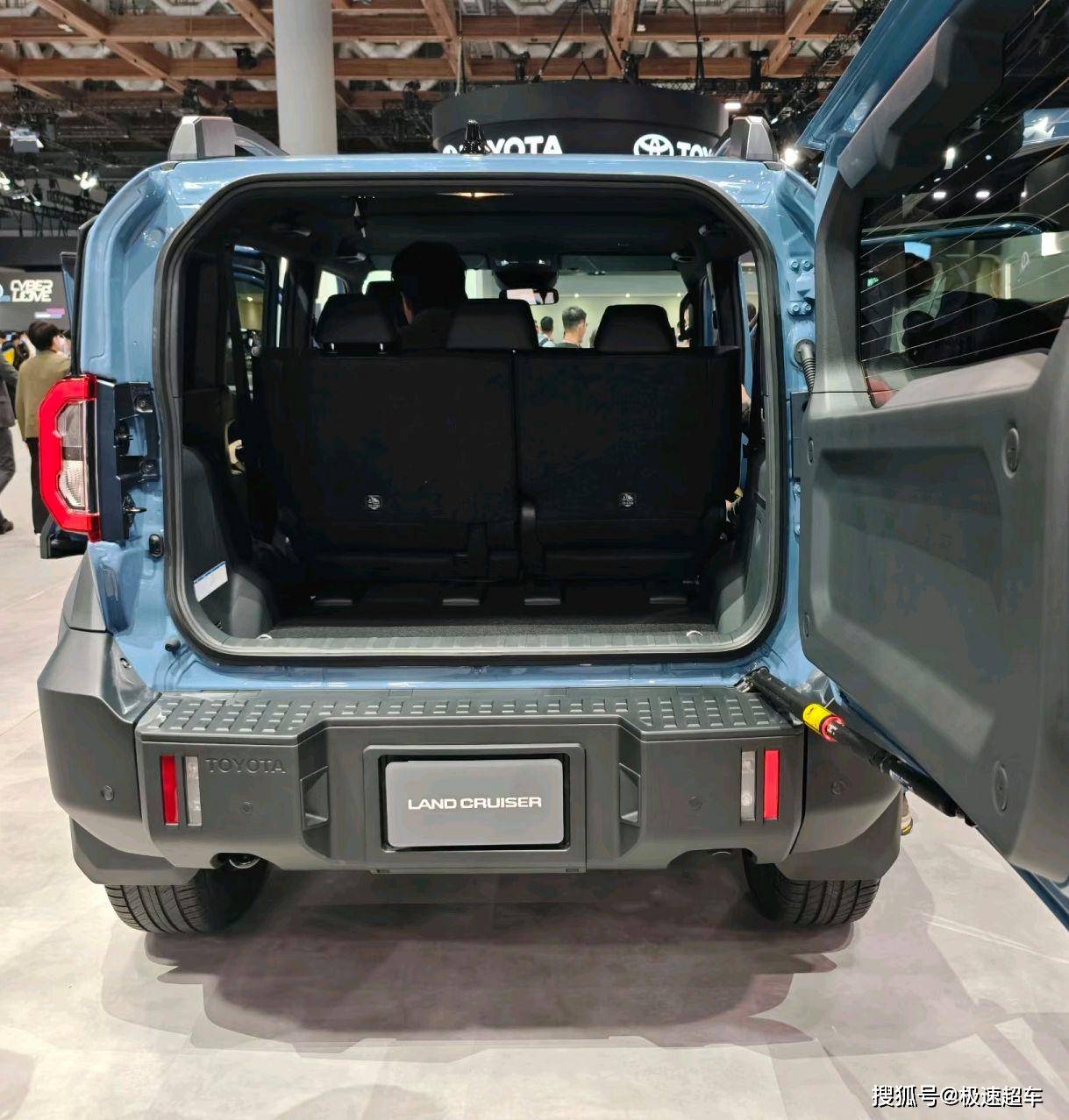 FJ酷路泽最新报价43万起 欢迎到店试驾