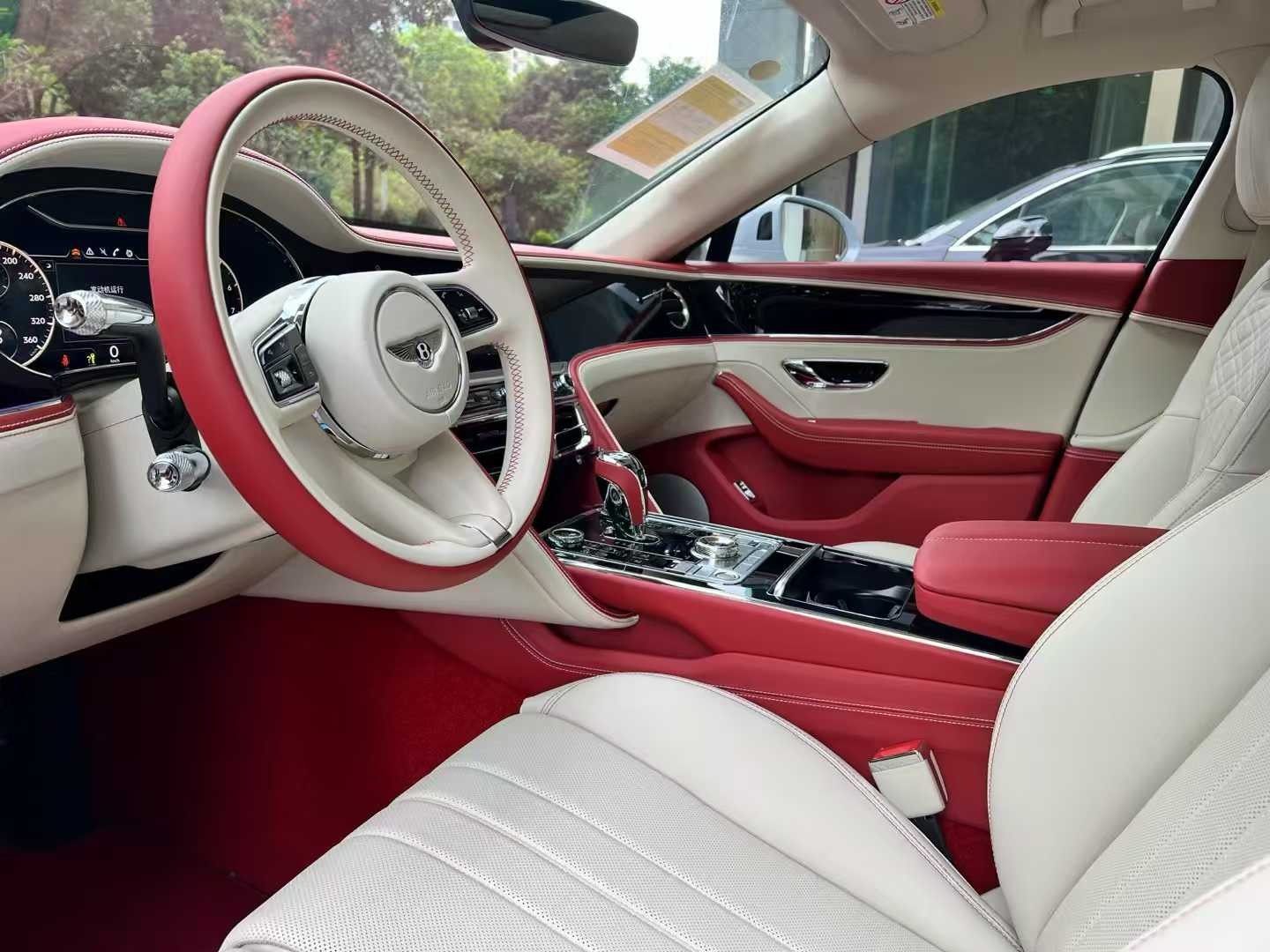 2024飞驰最新行情 售价251万元起