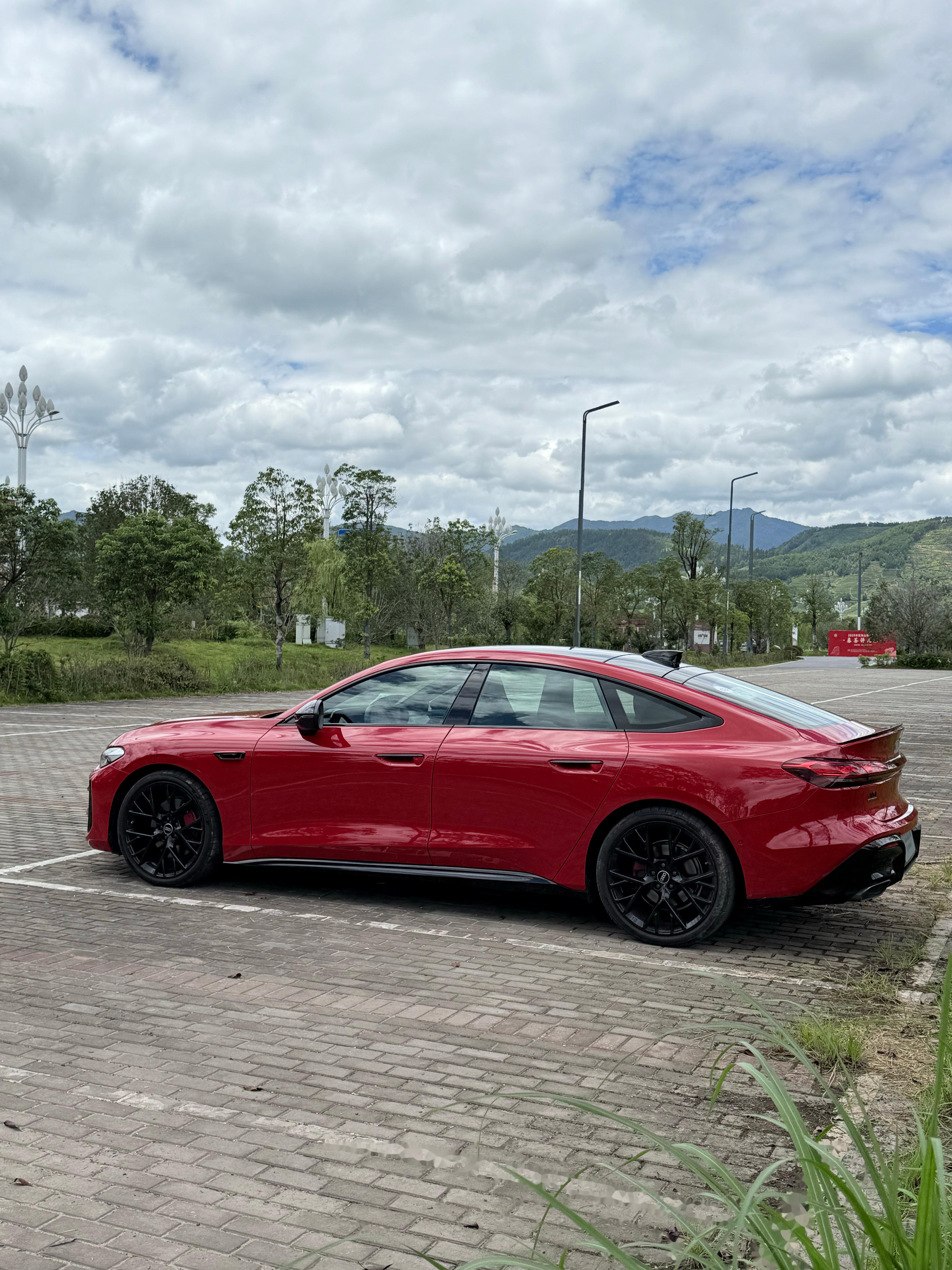 上汽奥迪A5L Sportback,改写了豪华燃油车价值基准