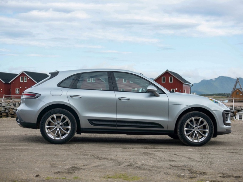 现购吉姆尼中东版享4万优惠 欢迎上门试驾