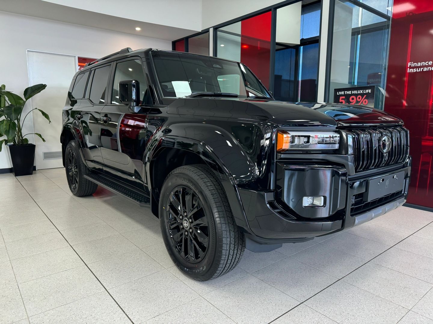 丰田霸道4.0GXR魅力十足 动力强劲