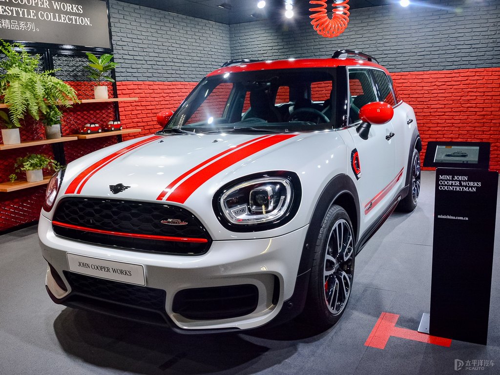 温江MINI JCW COUNTRYMAN最新报价39.98万起 暂无优惠