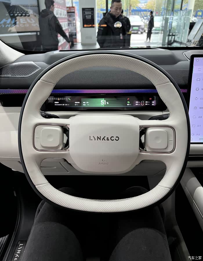 把MPV装进SUV 领克900深耕的家庭之道