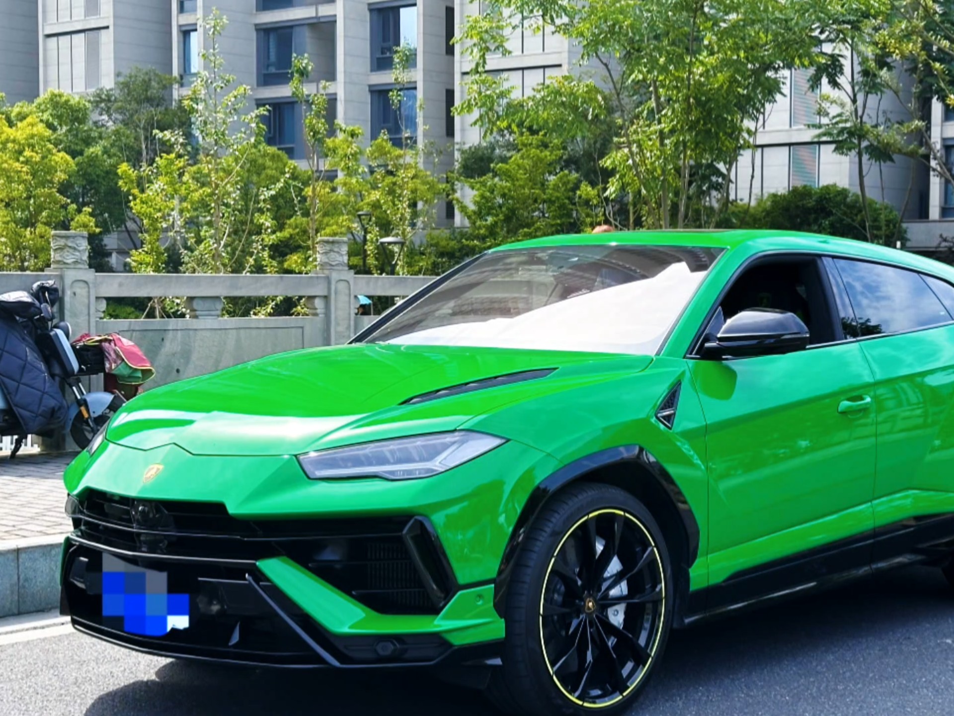 新款兰博基尼Urus谍照曝光 搭载4.0T V8插混系统