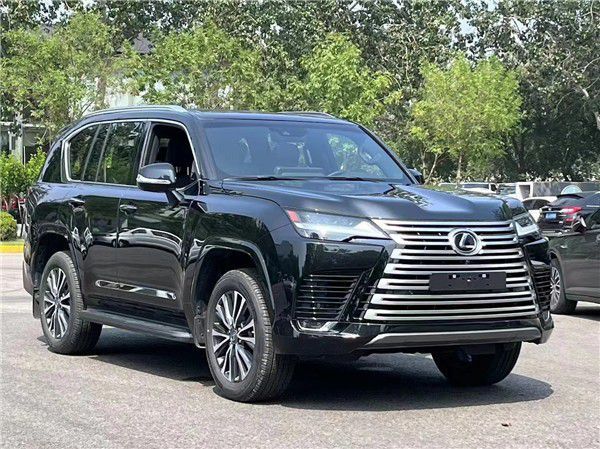 成都雷克萨斯LX美规版价格最低145万起 欢迎前来试驾