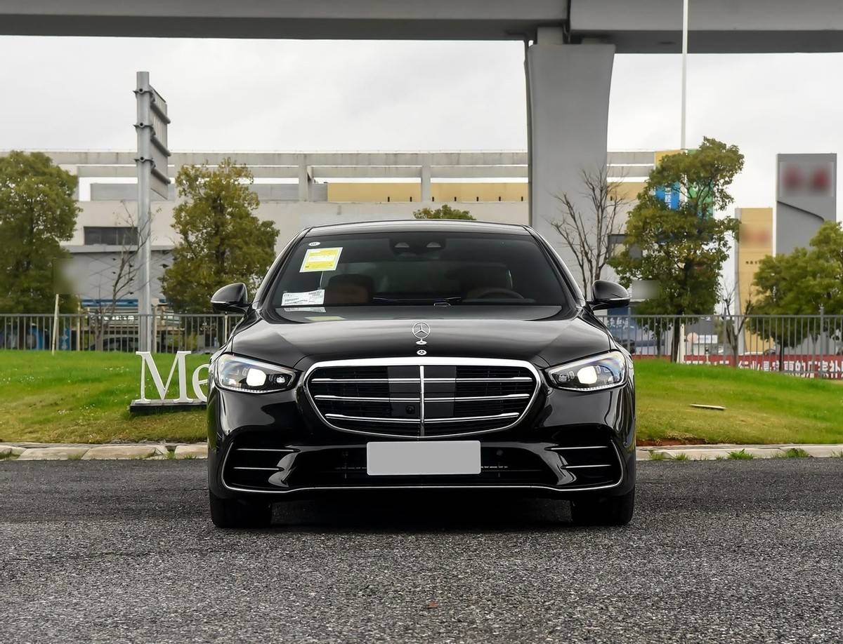 奔驰S级加版最新报价129万起 直降30万