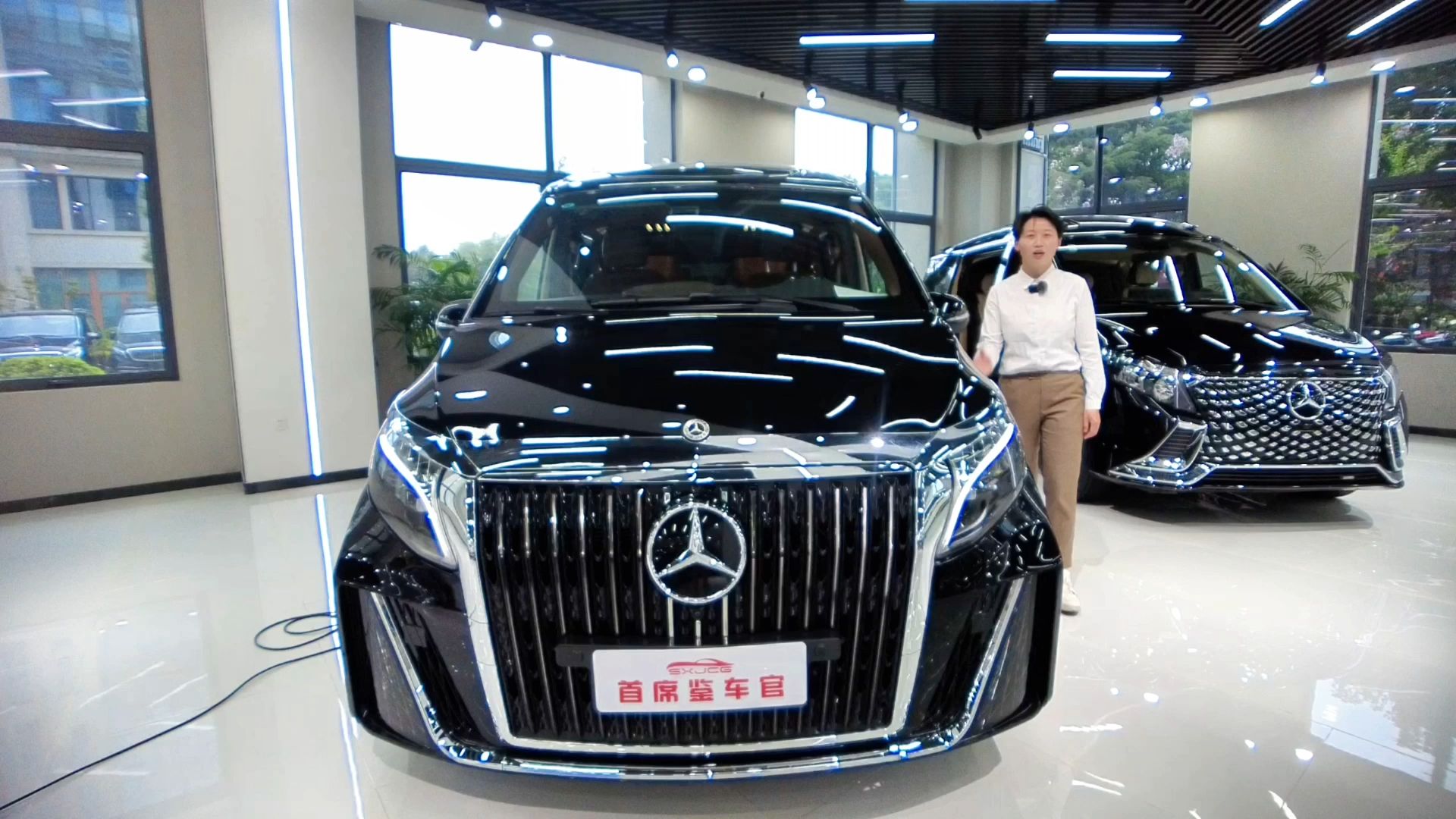 奔驰V级V260商务车7座优惠报价售全国 现车充足