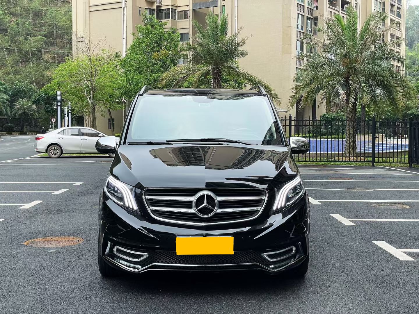 成都奔驰威霆最新行情 仅售29万起