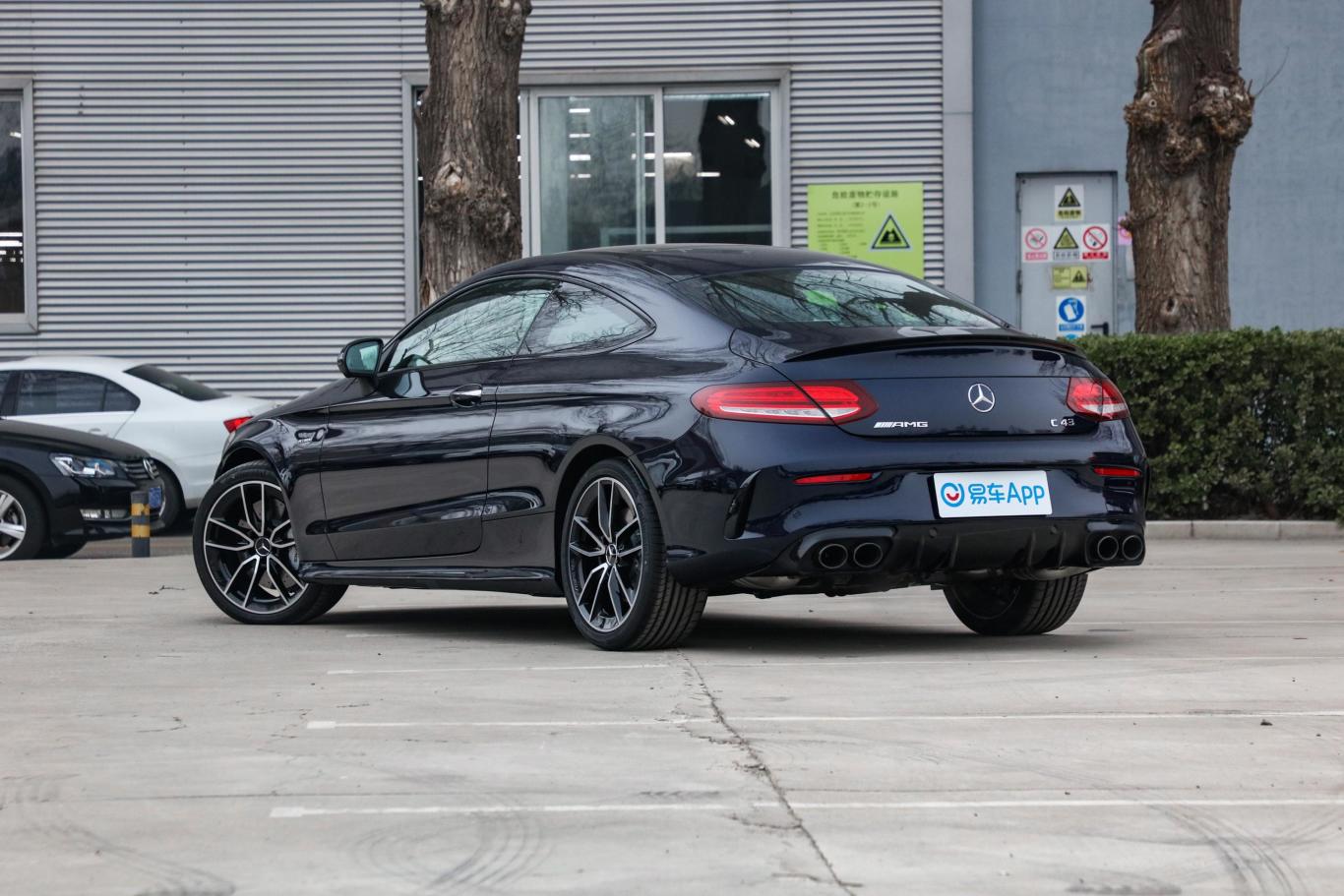 成都奔驰C级AMG报价61.52万起 暂无优惠