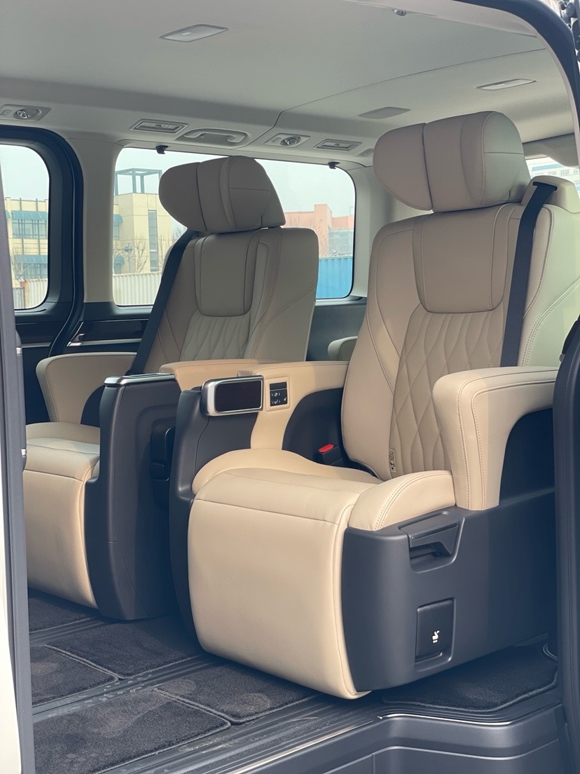 现购Granvia中东版让利直降6万