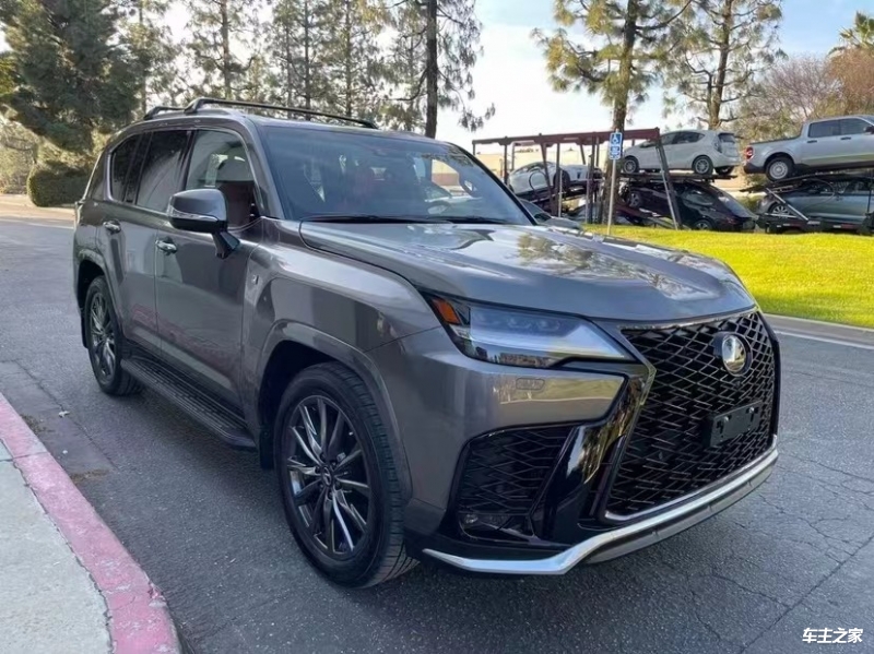 雷克萨斯LX中东版团购最高优惠40万