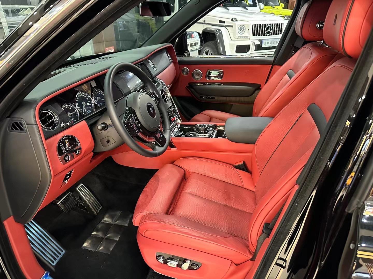 劳斯莱斯库里南最低报价626万起 售全国