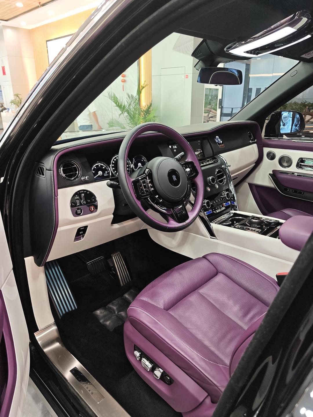 天津华夏安邦豪车库里南价格优惠150万 欢迎上门试驾