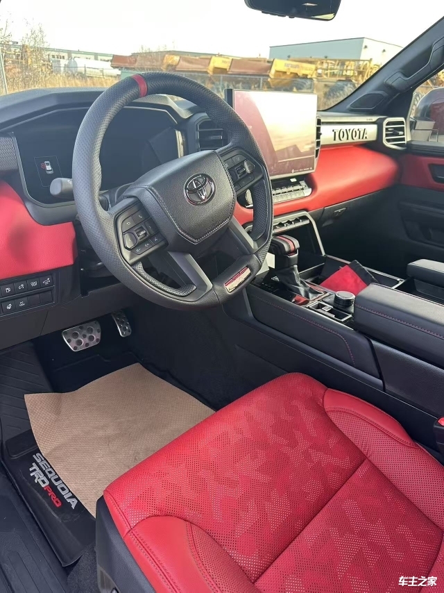 丰田红杉加版让利促销中 店内让利达24万