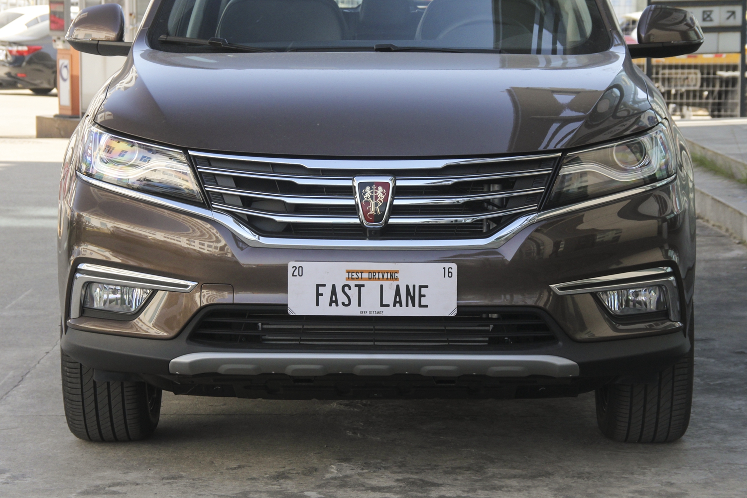 成都超霸加版降价促销中 限时优惠高达3.5万元