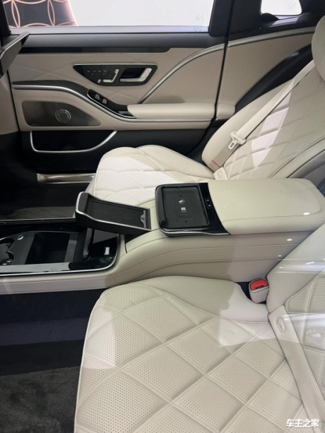 2024款奔驰迈巴赫S580奢华座驾优惠多少