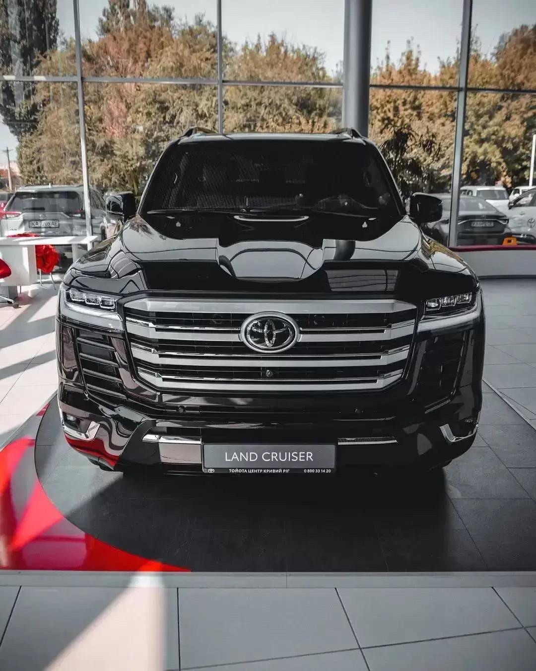 2022款丰田酷路泽5700最新报价 售全国