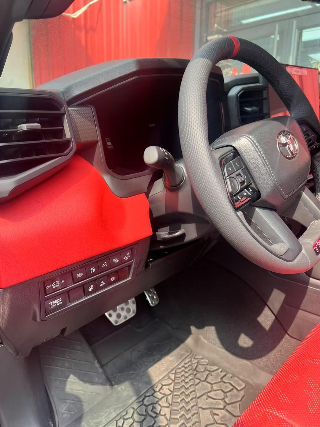 丰田红杉7座顶点版2024款加版成交价