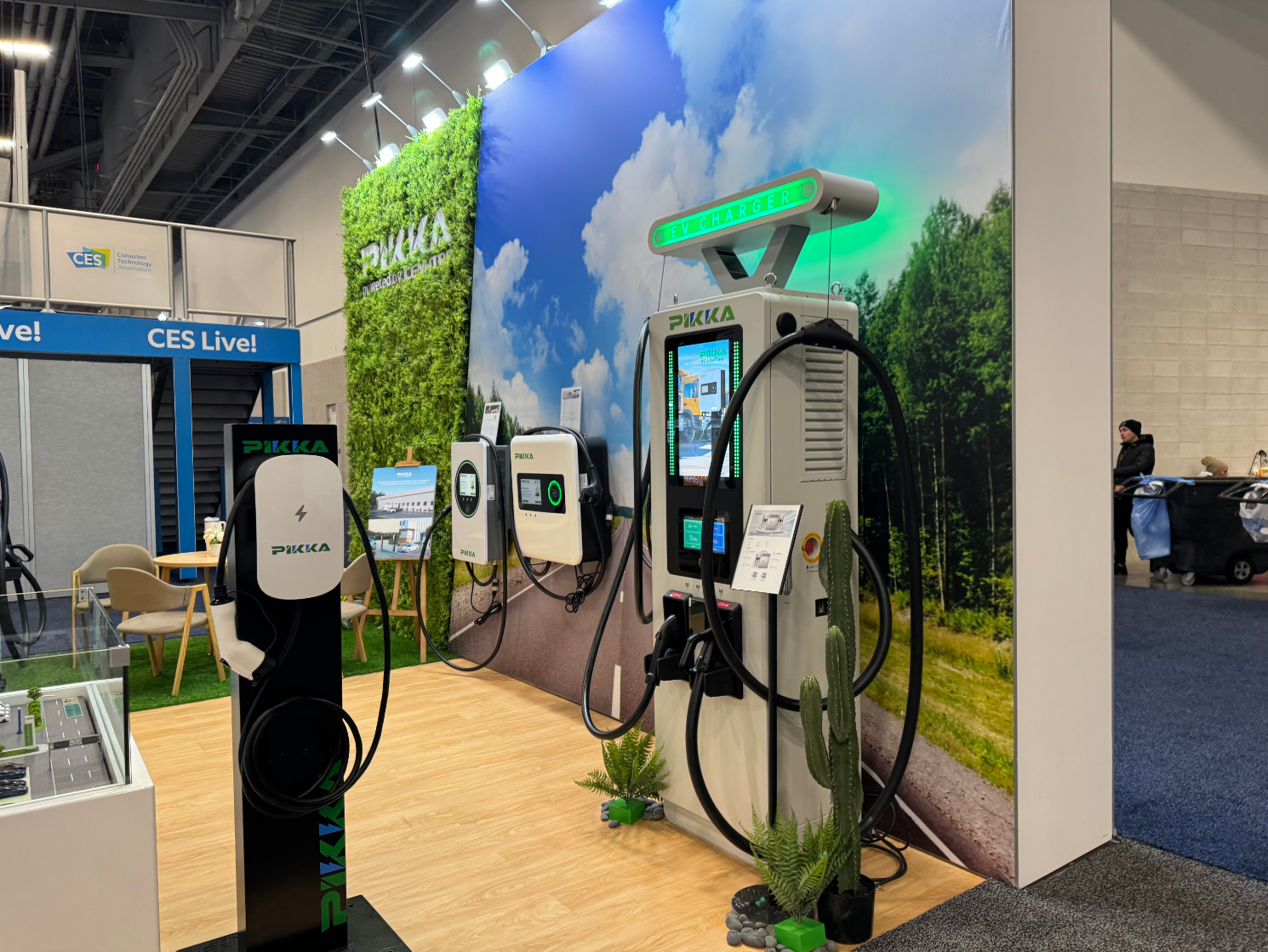 Wallbox推出快速充电系统Supernova PowerRingWallbox推出快速充电系统Supernova PowerRing