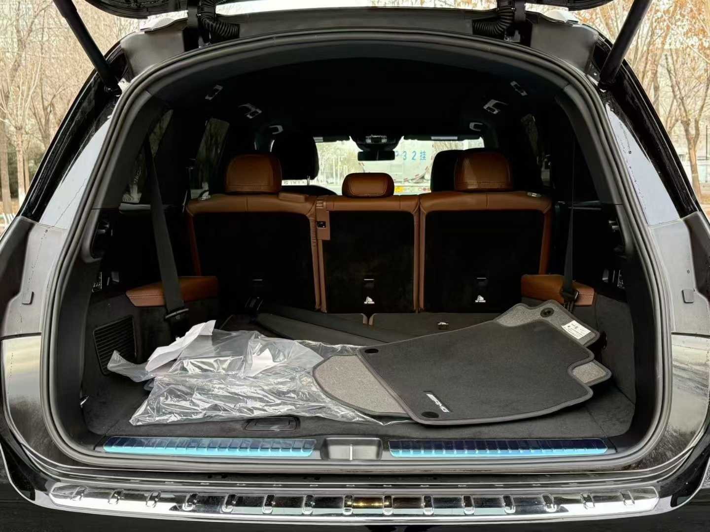 四川腾达东远名车奔驰GLS美版提供试乘试驾 目前优惠高达20万元