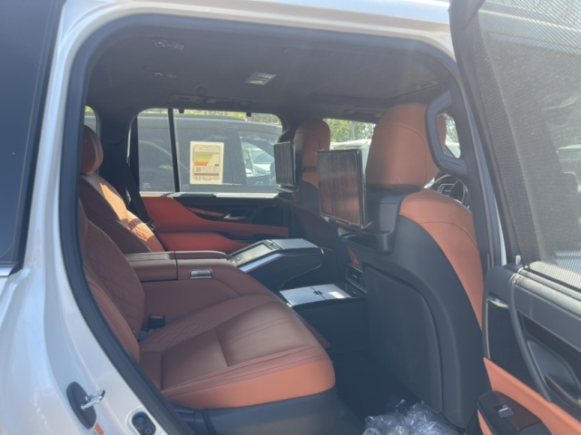 超预期的驾驶体验,解读雷克萨斯LX600四座版