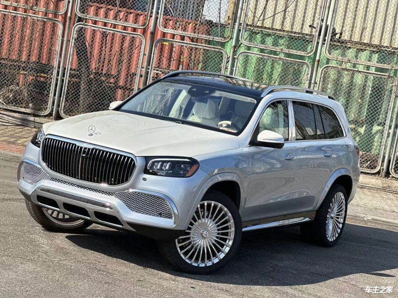 成都平行进口奔驰迈巴赫S级美版降价32万 仅250万可入手