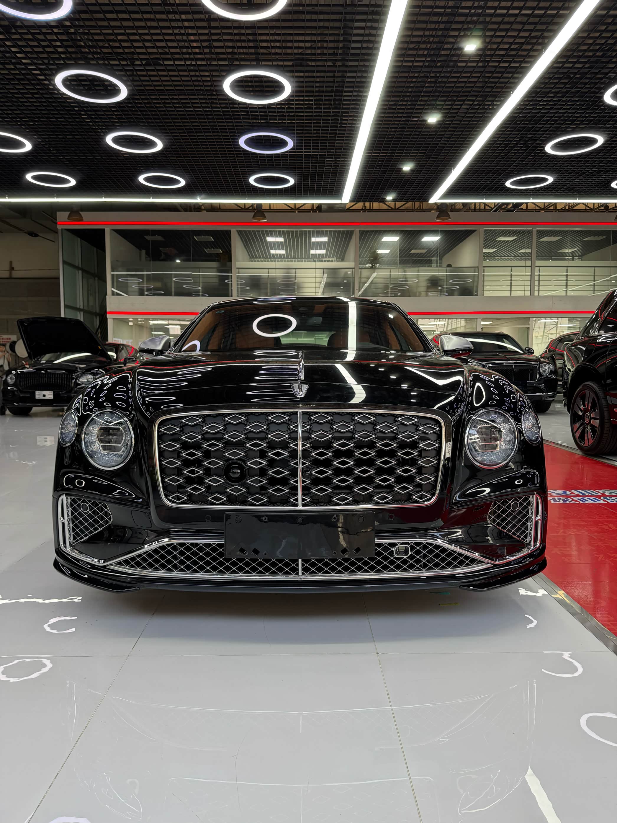 宾利飞驰让利直降30.5万 欢迎前来试驾