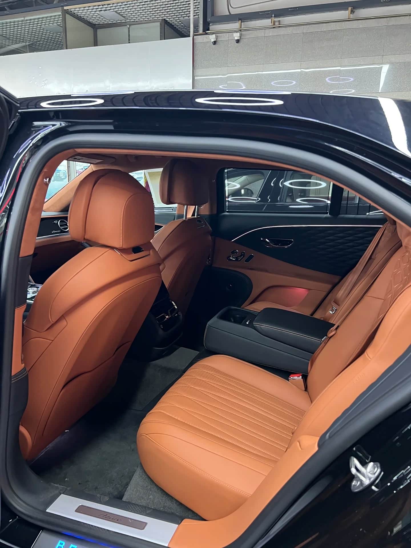 飞驰最高让利30.5万 仅251万可入手