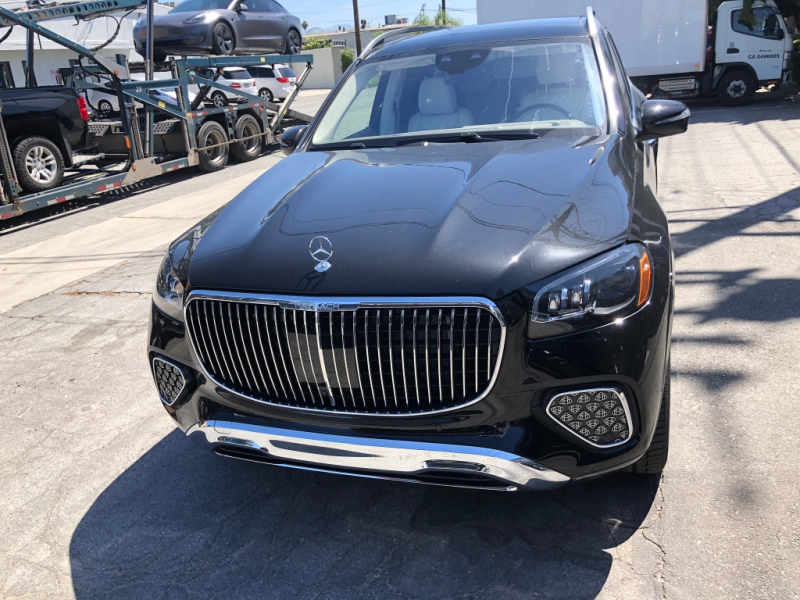 平行进口奔驰迈巴赫S级美版团购钜惠32万 欢迎到店试驾