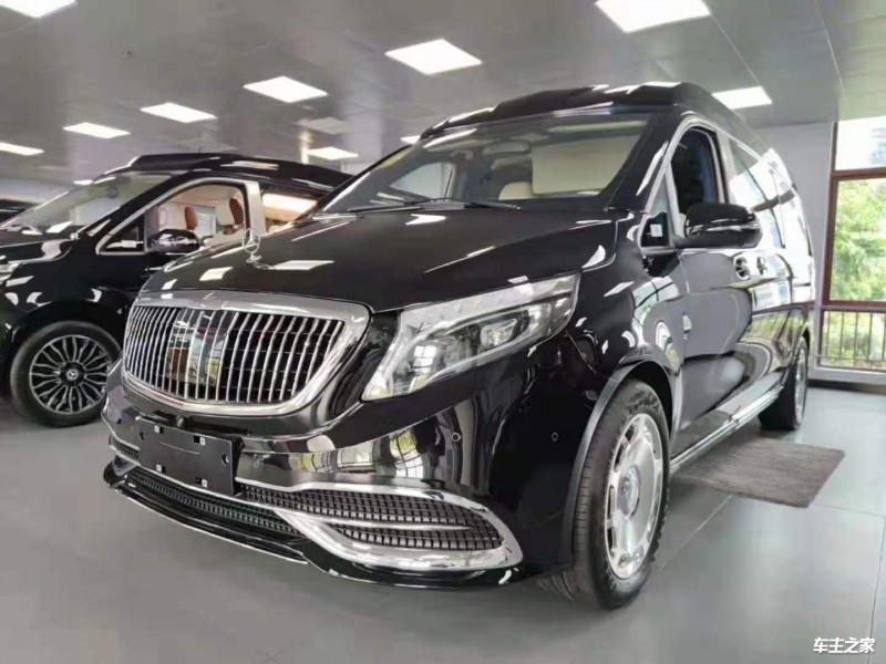 奔驰V级欧版团购最高优惠10万