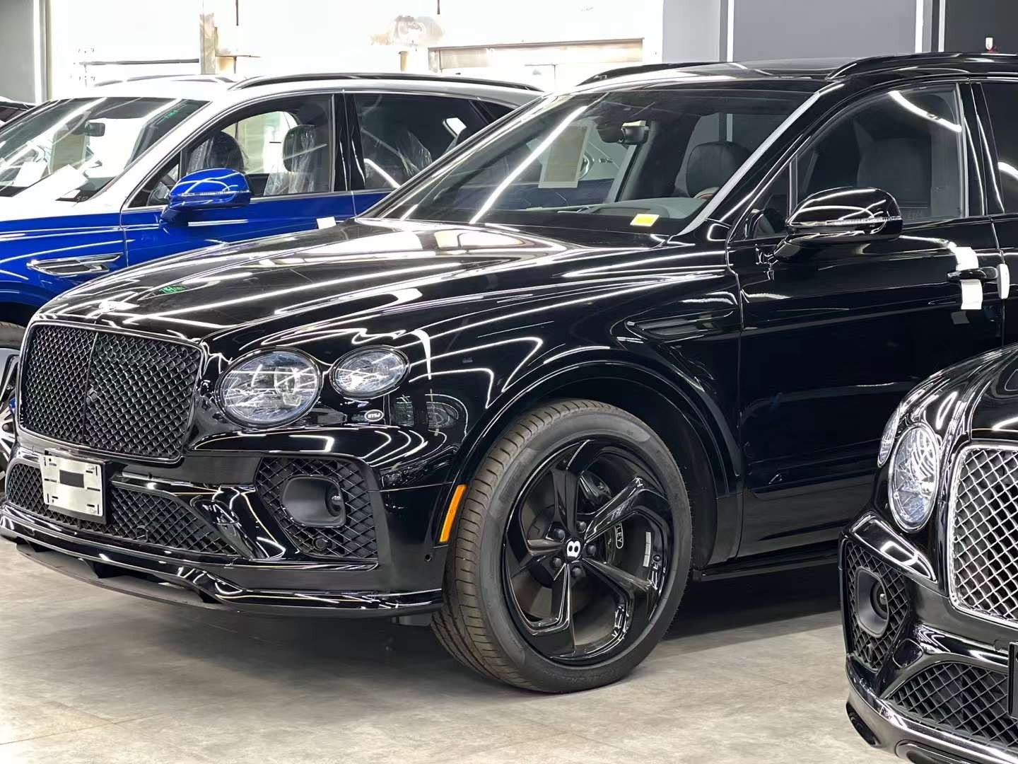 宾利添越美版降价60万 欢迎前来试驾