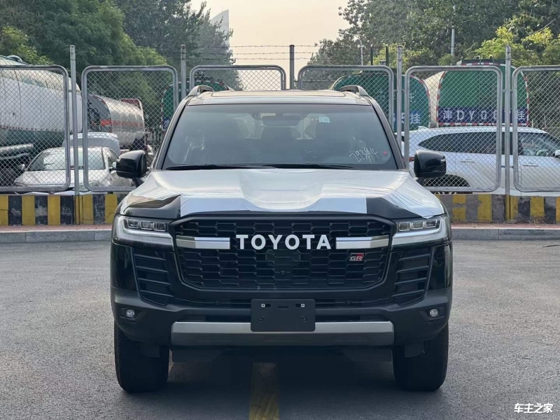 成都远卓名车吉姆尼中东版团购优惠4万 欢迎到店试驾