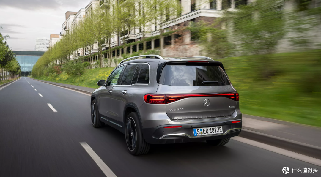 存起火风险 北京奔驰召回大量“油改电”:充电先别超80%